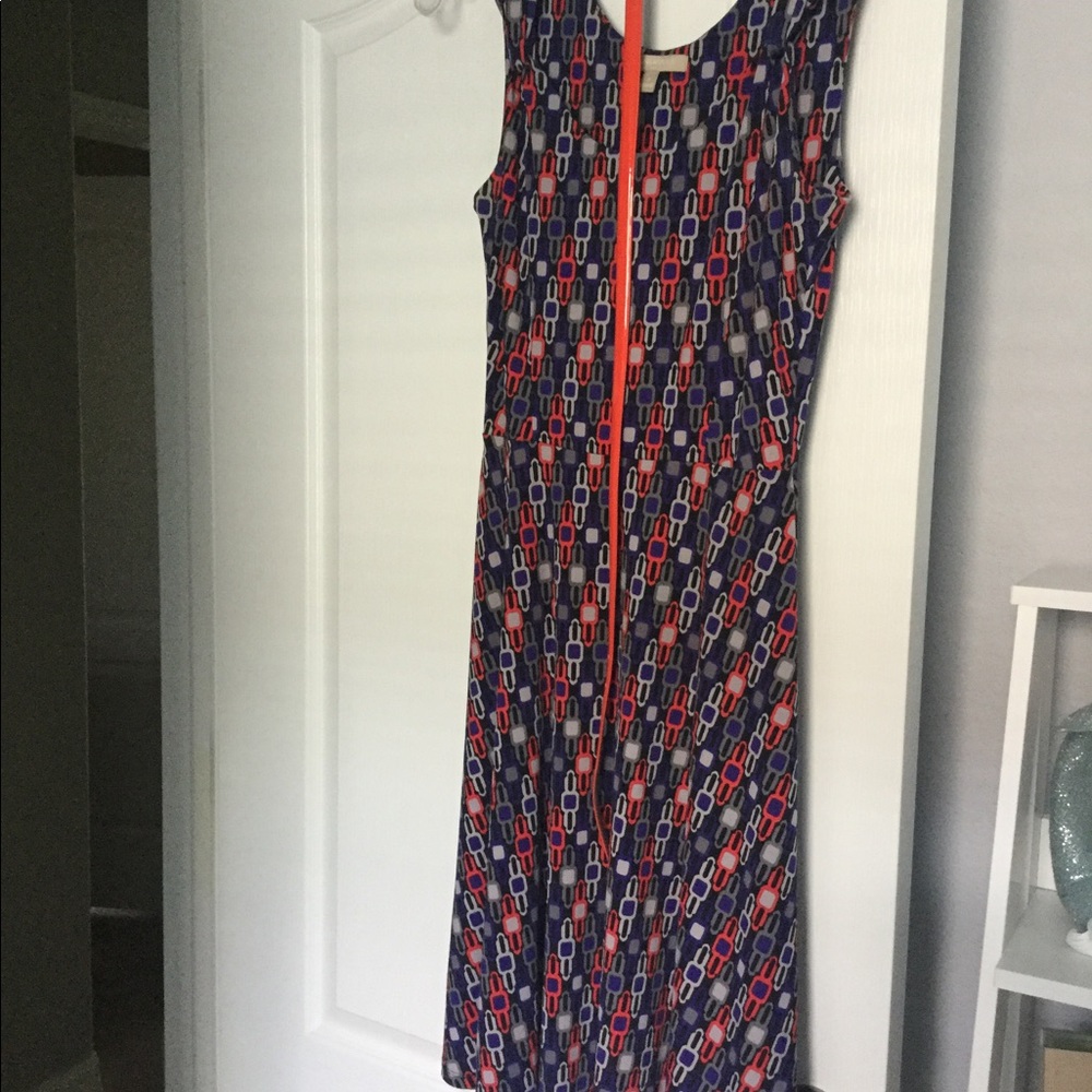 Cute work dress. A line